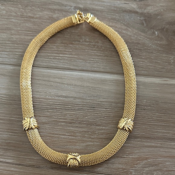 Jewelry - Modern Gold Metal Mesh Necklace/Choker